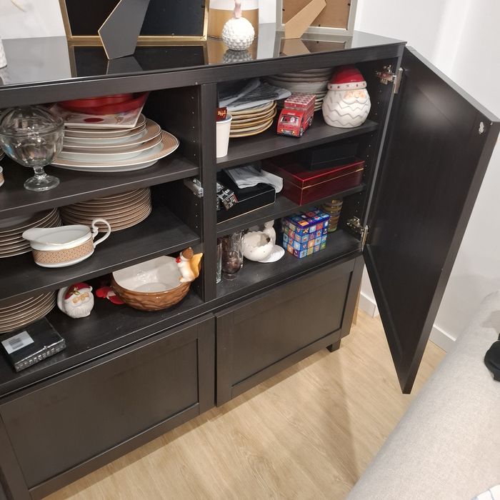 VENDO Aparador besta IKEA