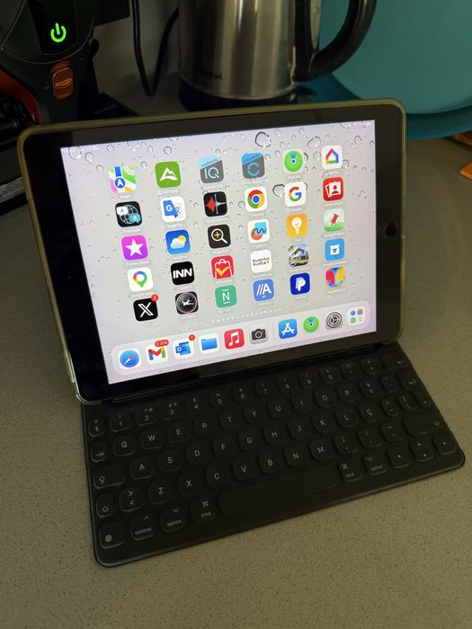 iPad Pro 9.7 2016 128Gb com smartkeyboard