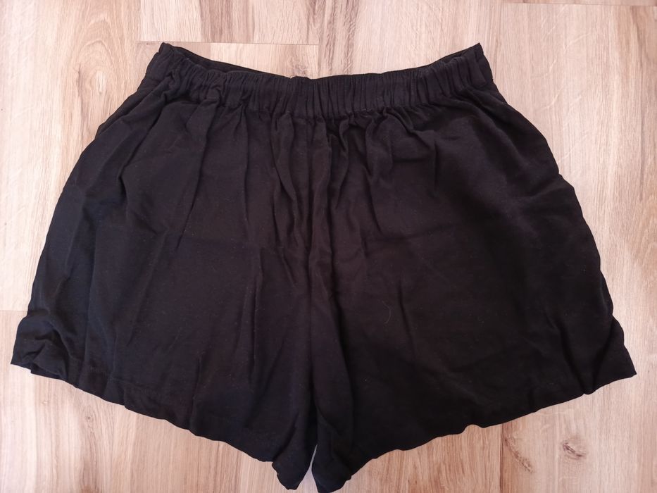 Czarne spodenki szorty damskie ASOS M