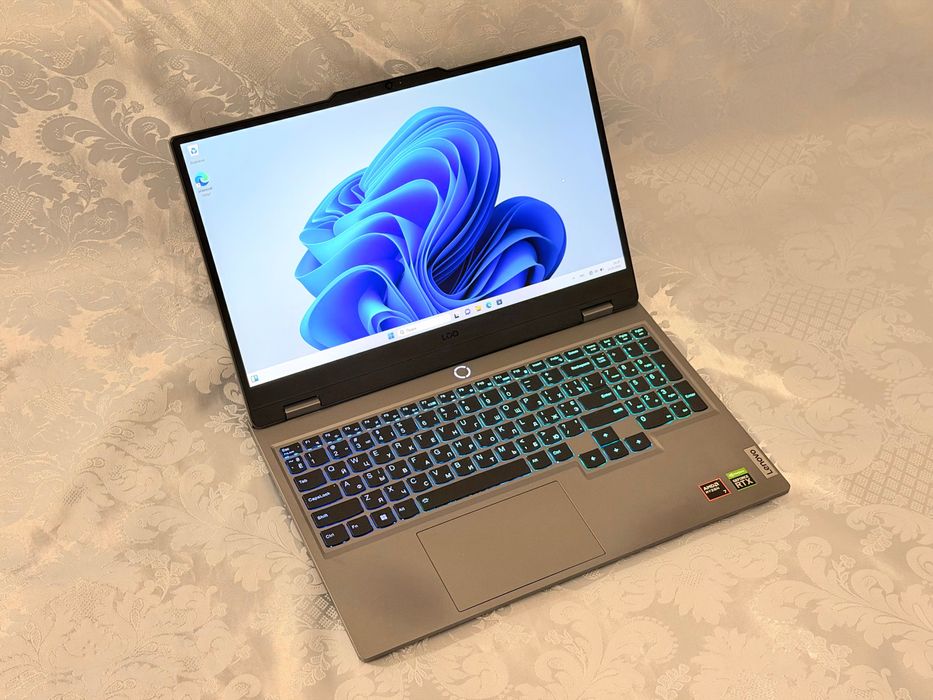 Lenovo LOQ RTX 5060 (2025) Ноутбук