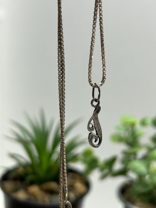 Piękny wisiorek z łańcuszkiem 925 srebro 3.6g