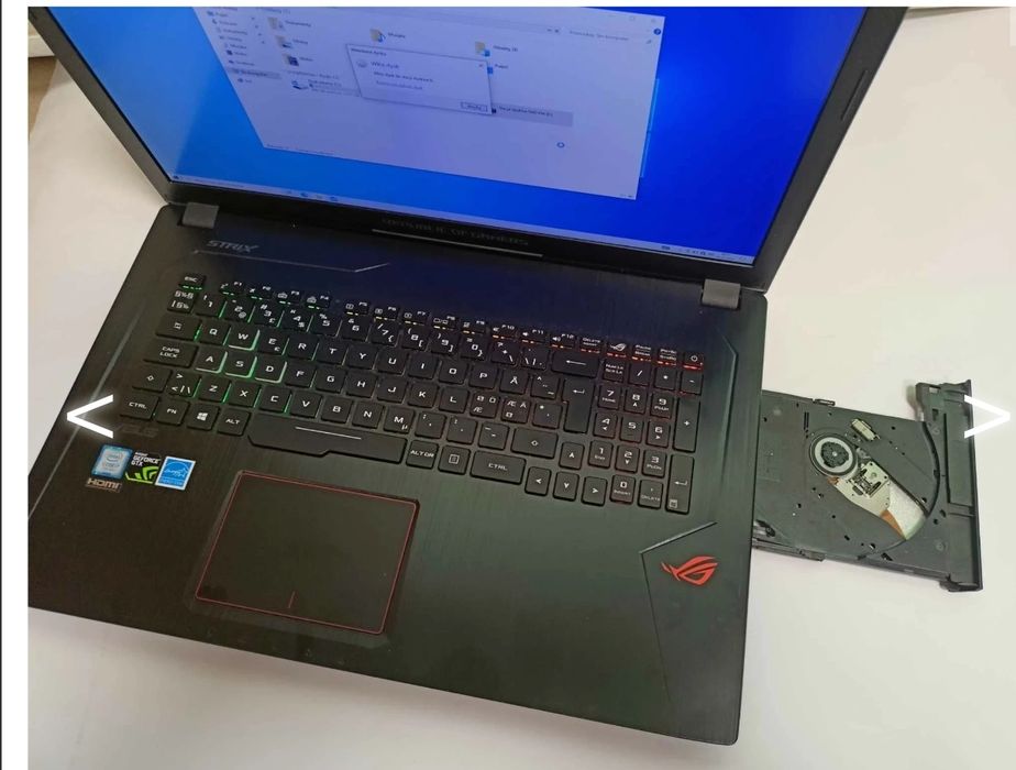 ASUS Rog Strix GL753 GAMING i7 7700HQ GTX 1050Ti + Photoshop