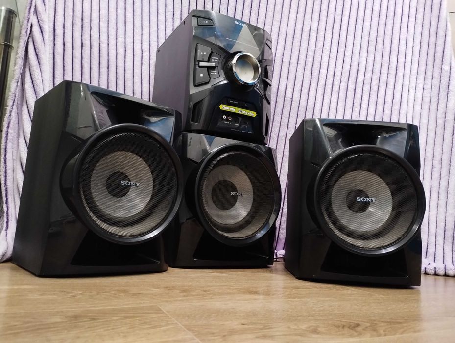 Современный Sony 720 Вт с сабом ( Блютуз / USB / AUX / CD / MP3 ) Сони