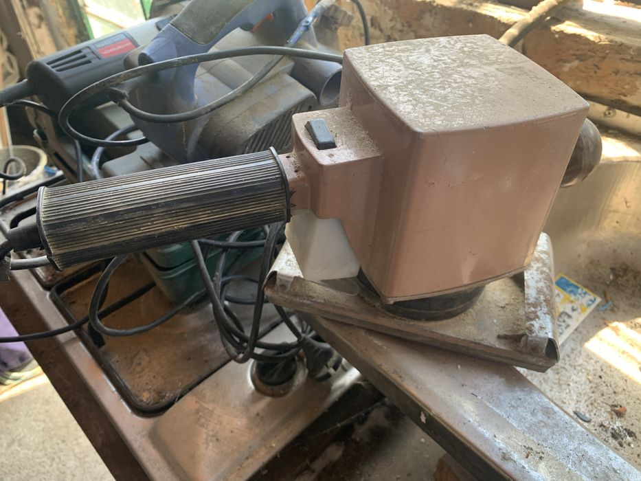 Электроинструменты на запчасти