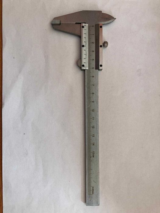 Suwmiarka uniwersalna nowa 150 mm nierdzewna + etui