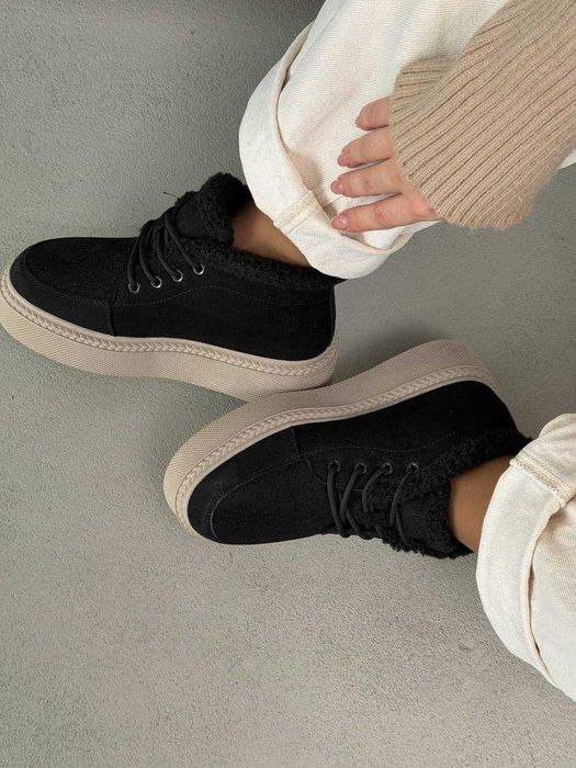 Жіночі зимові кросівки-черевики чорні, на хутрі, 36-41, замшеві