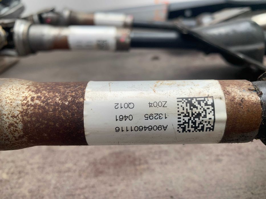 Mercedes-benz sprinter (906,А907,А910)Рулевой механизм рейка A90646011