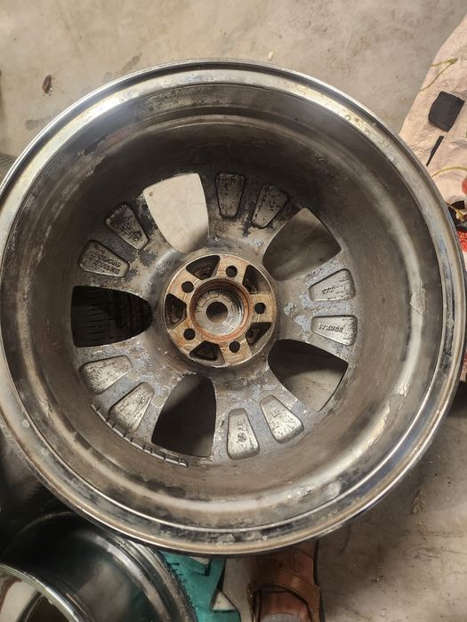 Rodas aro 17 semi novas