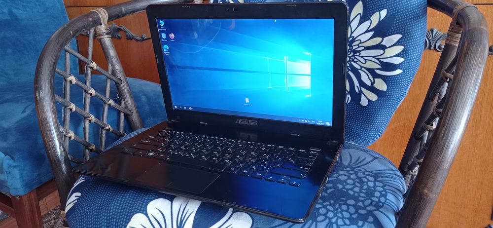Нетбук Asus X301 / 2.4Ghz / 4 Gb