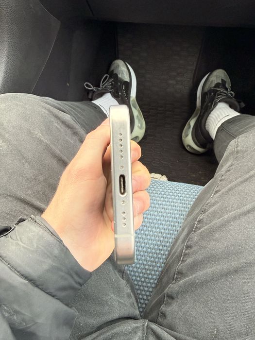 Telefon iphone 15 pro