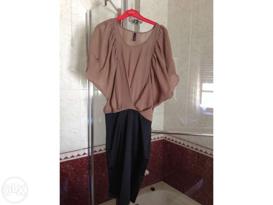 Selling a NAF NAF black-background old-rose dress — brand new