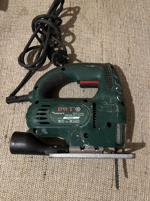 электрический лобзик пила DWT STS05-60 D б/у
