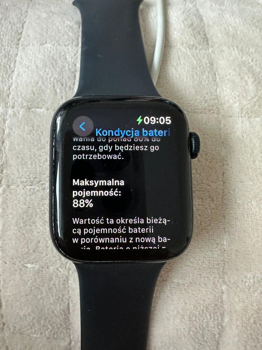 Apple Watch SE 2 generacji 44mm