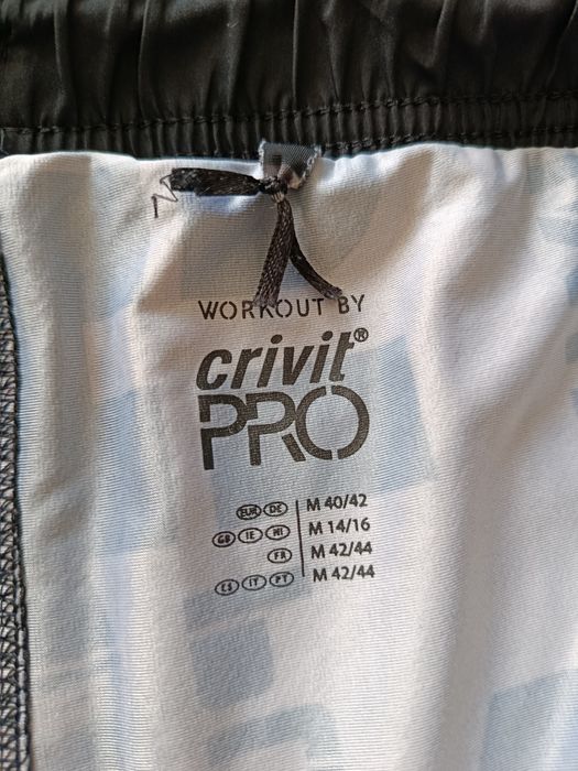 Жіночий спортивний костюм Crivit PRO (куртка та шорти 2-в-1), розмір M 40/42