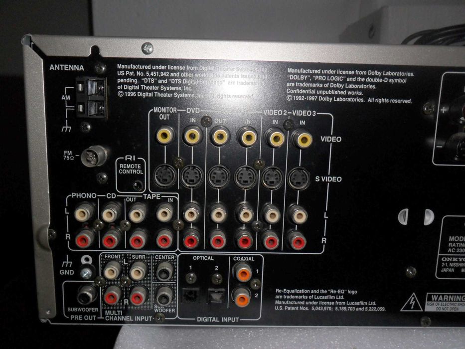 Amplificador Onkyo modelo TX-Ds 595 AV Receiver