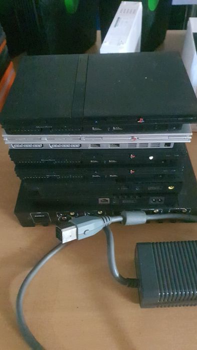 Consolas ps1 ps2 sim é e outras xbox 360 xbox  tb das 1 vendo tudo lot