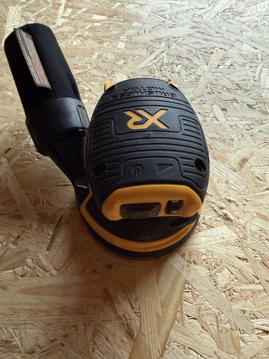 Dewalt #Szlifierka#DWE210