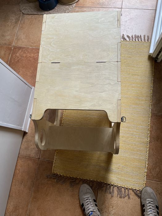 Tower/Table for Children64752414297729122