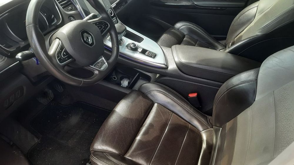 Renault Espase Initiale 2015