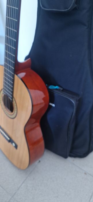 Guitarra clássica Tenson e saco