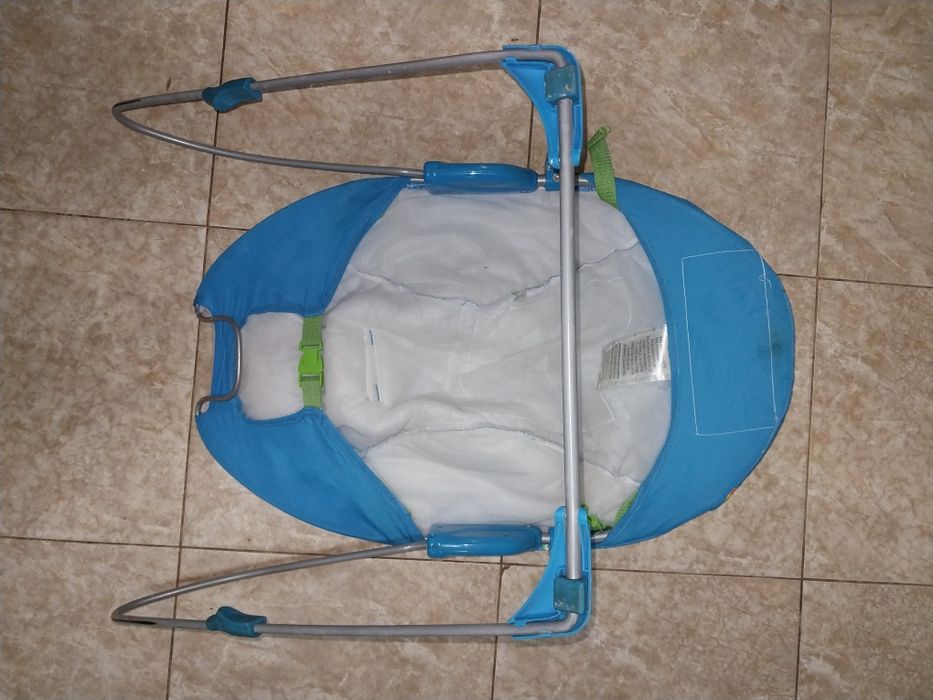 Шезлонг-гойдалка для немовлят 170 грн.