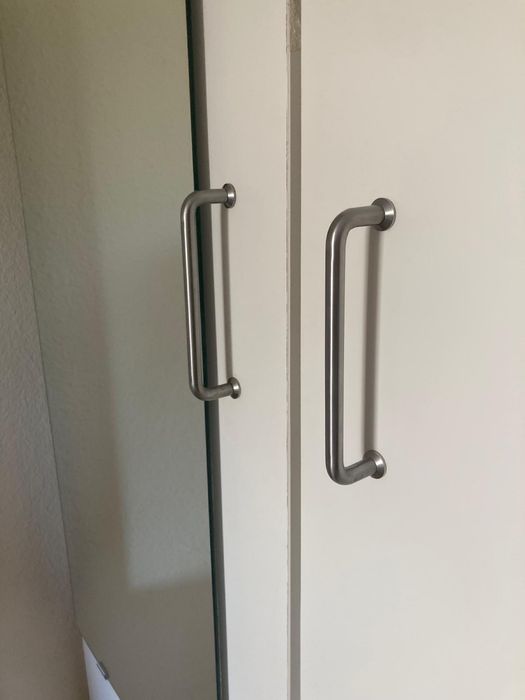 Guarda roupa muito bom estado