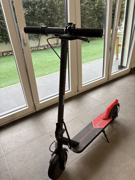 Trotinete eletrica Olsson Fresh Wild Red 8,5’’