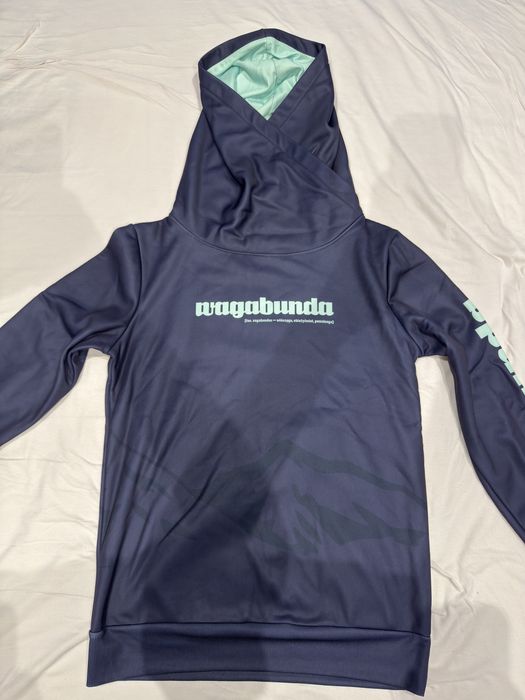 Nowa bluza sportowa hydrofobowa Wagabunda granatowa M