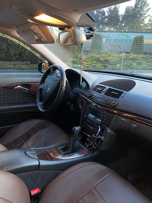 Продається Mercedes w211