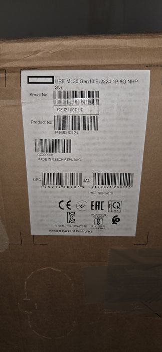 Hp ProLiant ML30 Gen10
ProLiant ML30 Gen10