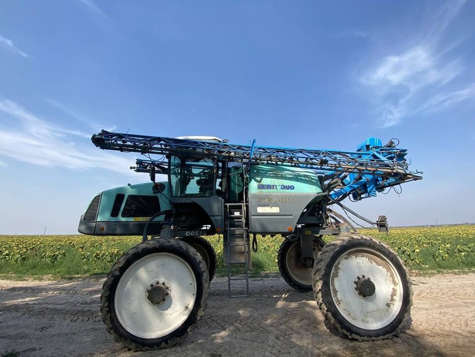 Оприскувач самохідний BERTHOUD RAPTOR 3240 ТЕРМІНОВО!!!