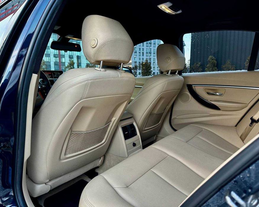 Продаж гарного BMW 328i