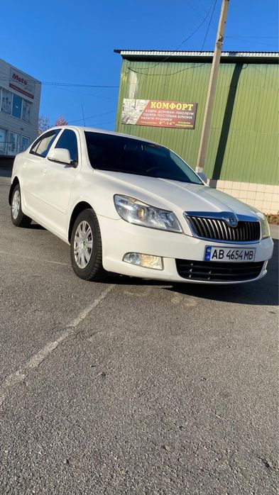 Автомобіль Шкода Октавія 2012