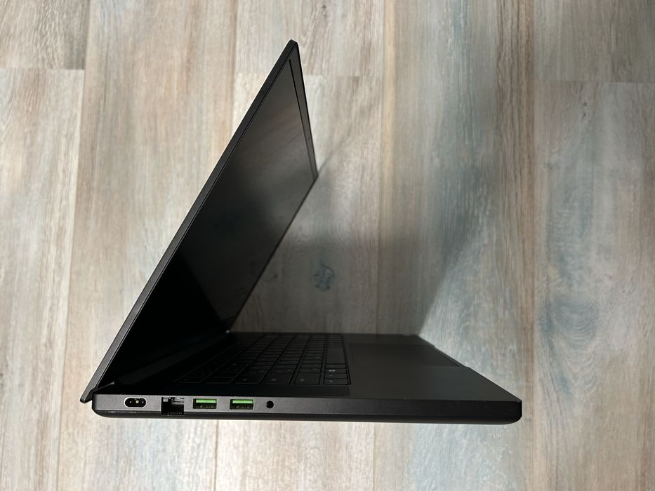 Razer Blade 2019 Mid Base
