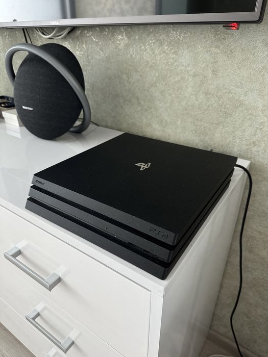Playstation 4 Pro 1TB