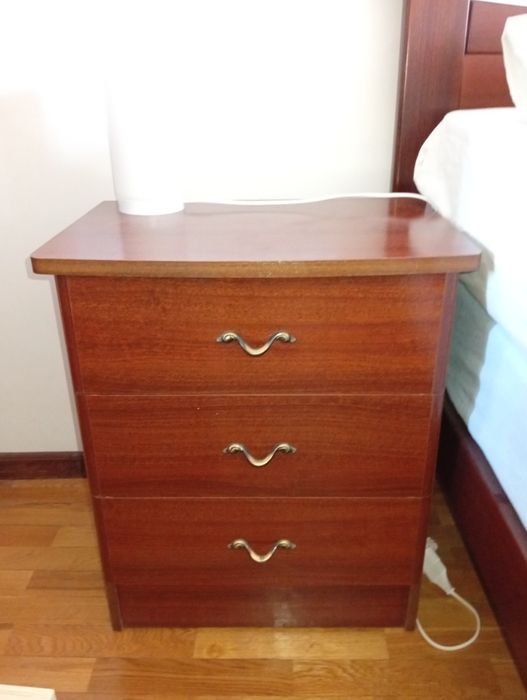 Guarda roupa cômoda cama