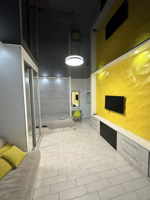 Центр #3 Yellow Wall apartment . Центр Новострой, с бомбоубежищем