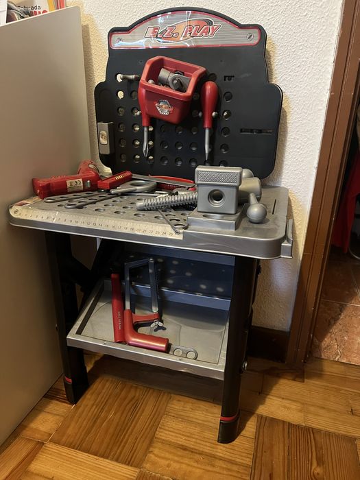 Banca de trabalho - Faz de Conta para crianças