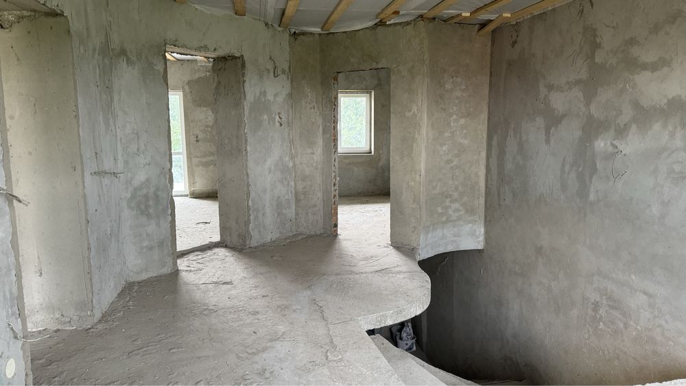 Продається двоповерховий будинок, с. Барвінок, вул. Виноградна!