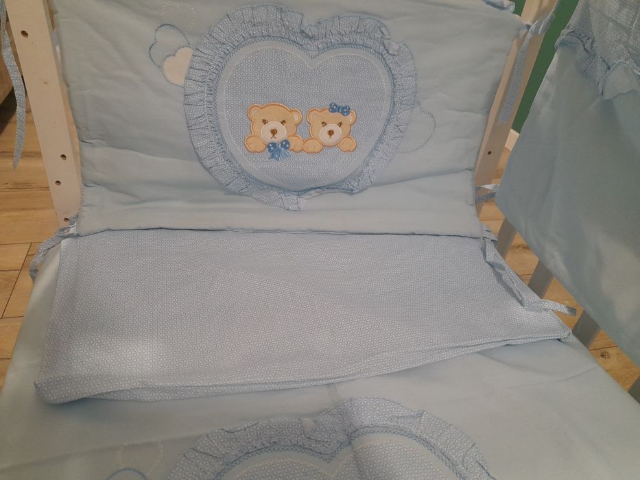 Постіль в ліжечко.  Набір з бортиками