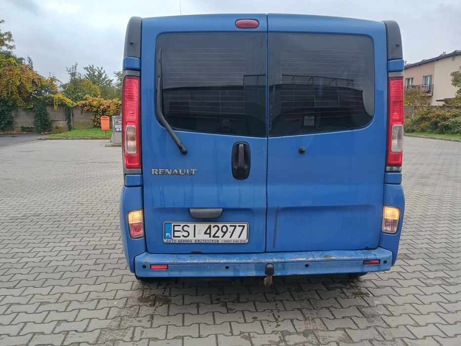 Renault Trafic L2H1 2,0dci 9-cio osobowy