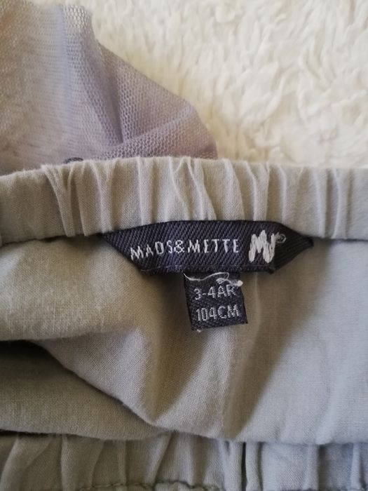 Spódniczka z tiulem i cekinami r. 104