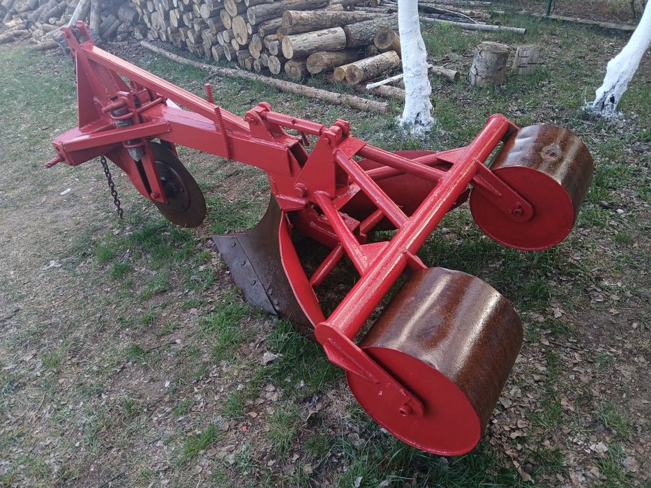 Pług leśny lpz 75