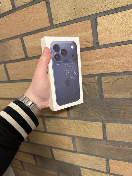 iPhone 17 Pro 256GB Deep Blue (e-Sim)