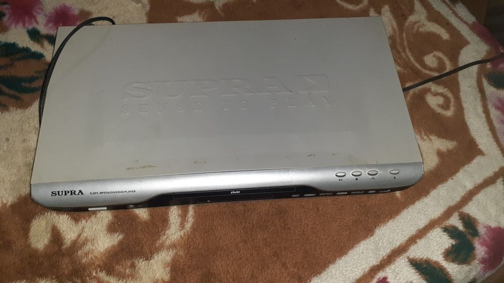 Продам DVD плеер.