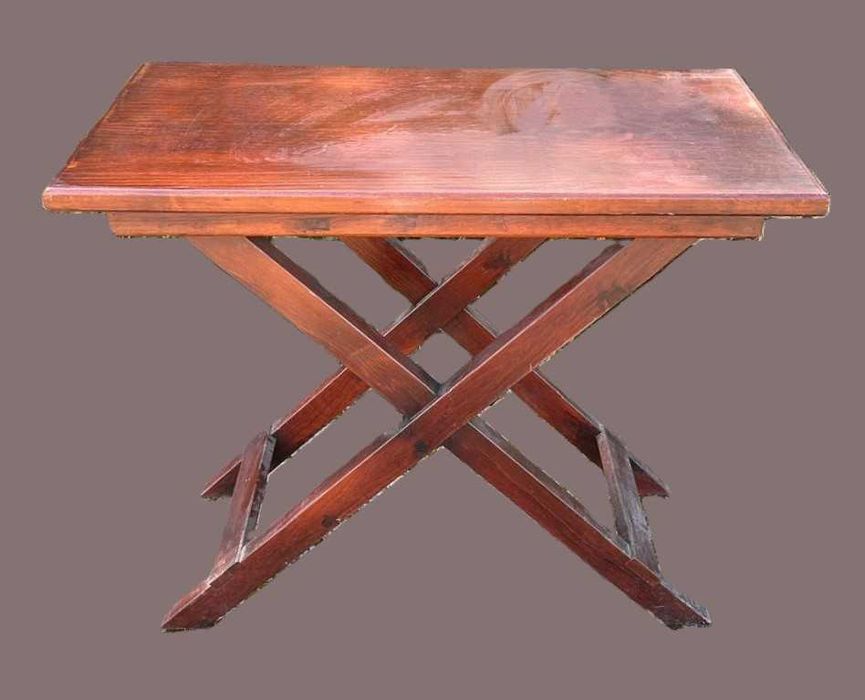 Mesa de loja balcão, pernas em tesouro, como nova