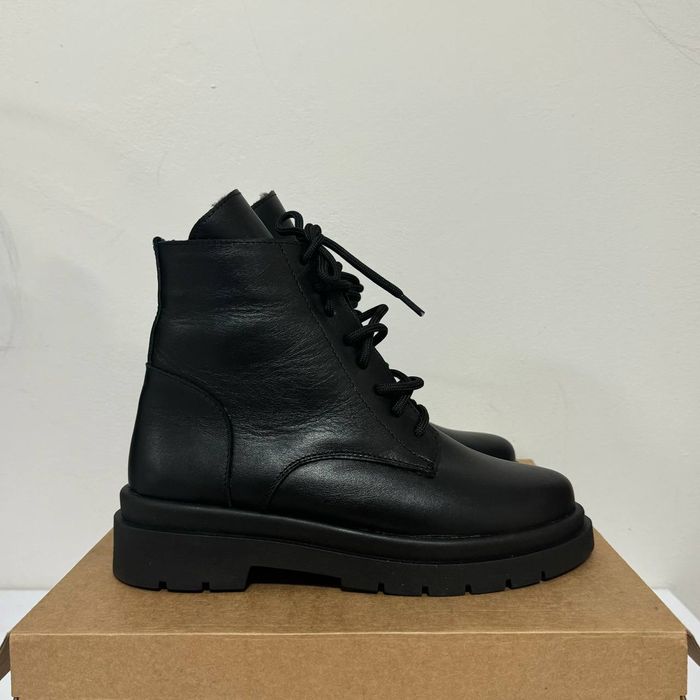 шкіряні ботинки зимові 36 розмір жіночі