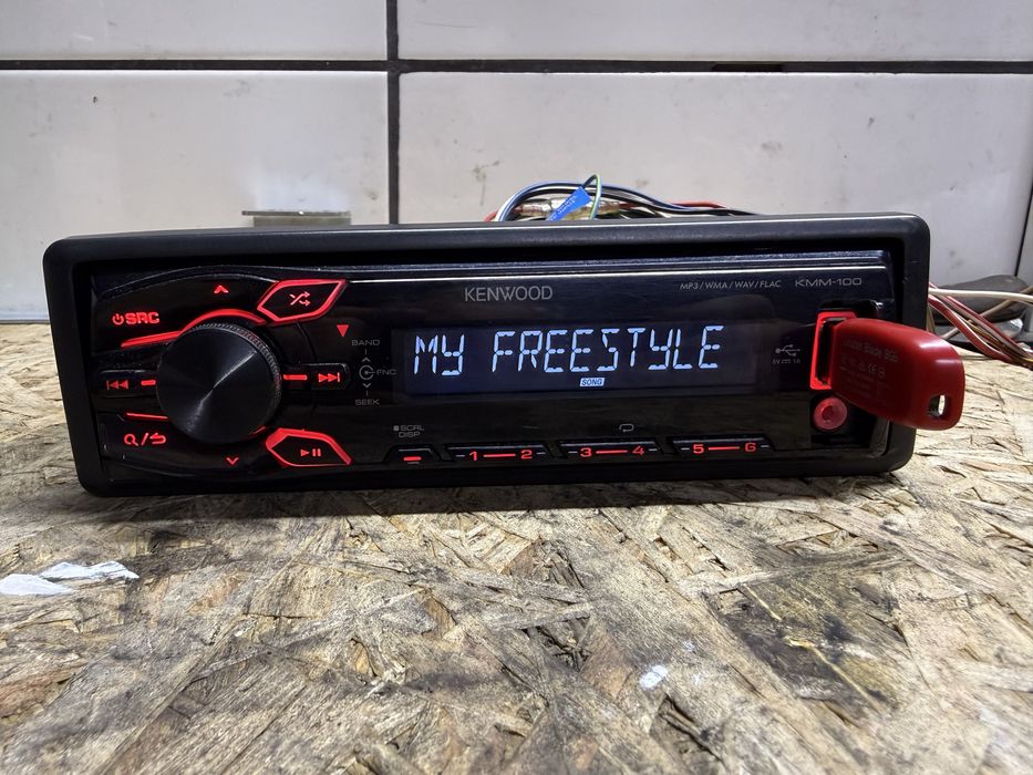 Radio samochodowe Kenwood KMM-100 4x50W USB AUX ISO