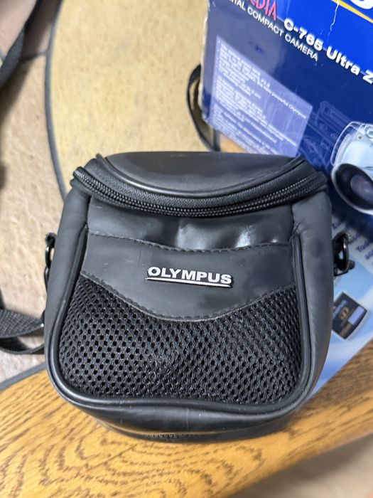 Olympus CAMEDIA C-765 Ultra Zoom, 10× оптичний зум