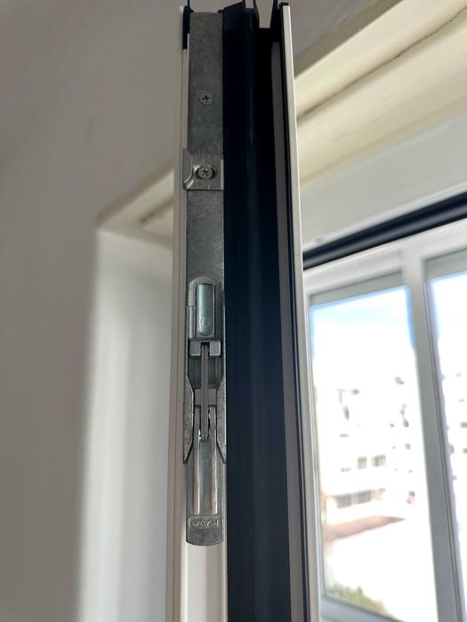 Porta Janela Basculante CLIMALIT